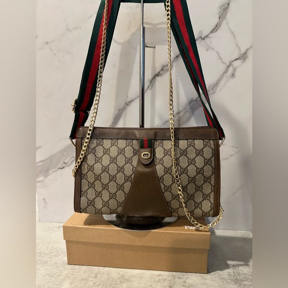 Authentic Gucci Handbag - Picture 3 of 12